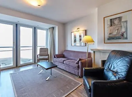 Lecomte - The Shoreline Collection 11 Apartment *