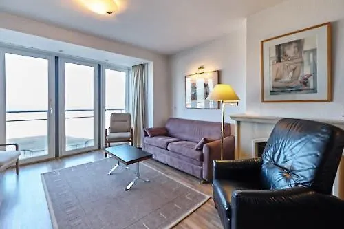 Lecomte - The Shoreline Collection 11 Apartment *